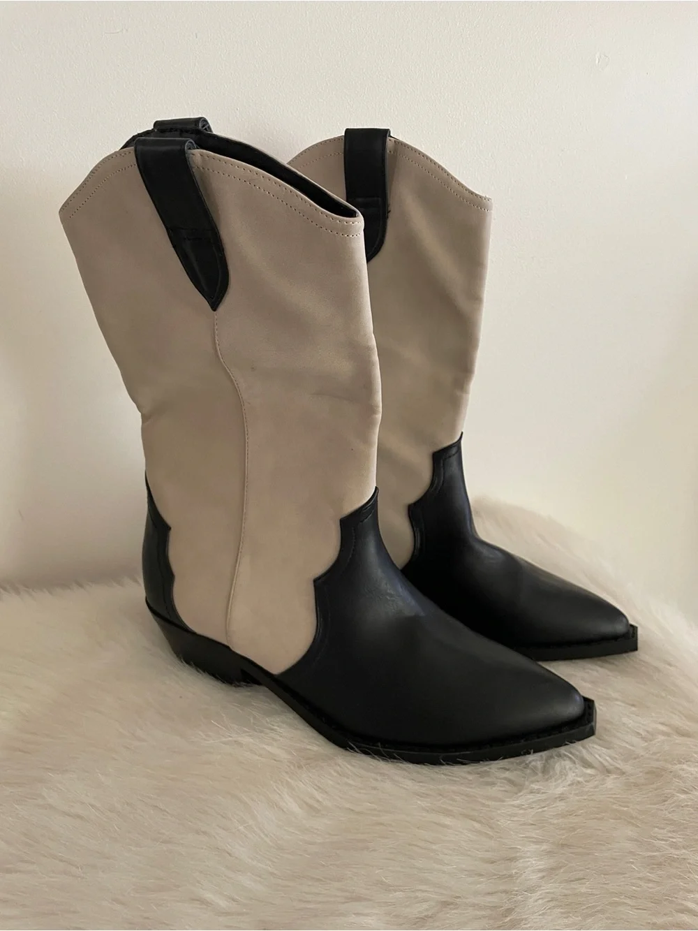 Dolce Vita Two-Tone Black and Cream Western Boots